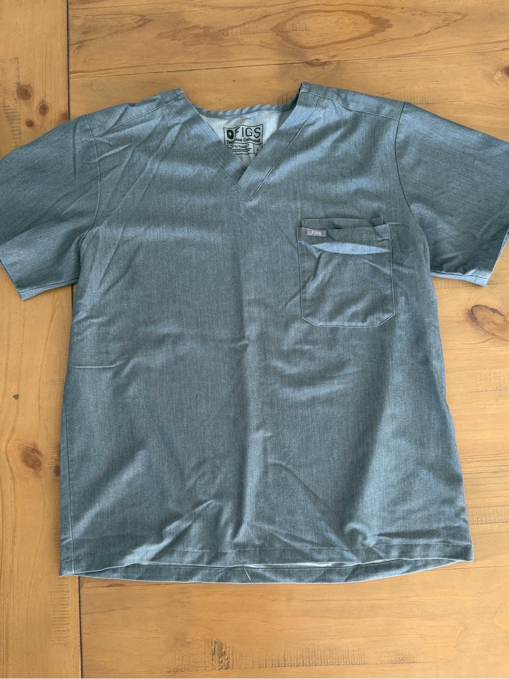 Figs Men’s Leon Three-Pocket Scrub Top - Graphite - Size Large
